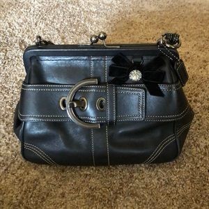 Coach Kisslock Frame Bag. An oldie!!!